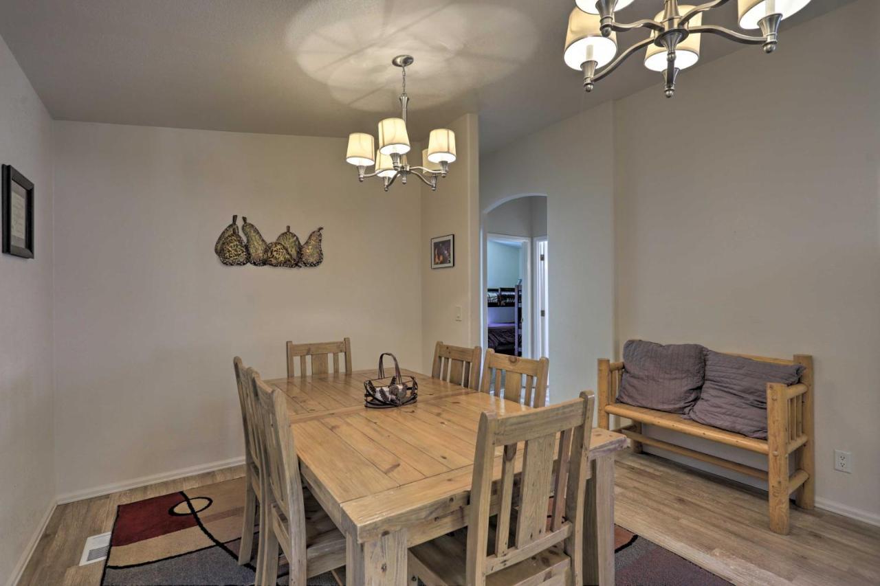 Rustic Retreat Moab Townhome With Grill And Fire Pit Εξωτερικό φωτογραφία