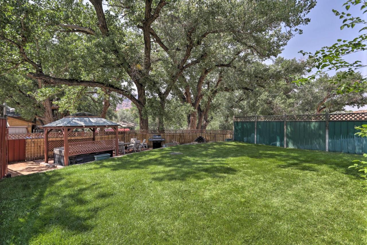 Rustic Retreat Moab Townhome With Grill And Fire Pit Εξωτερικό φωτογραφία