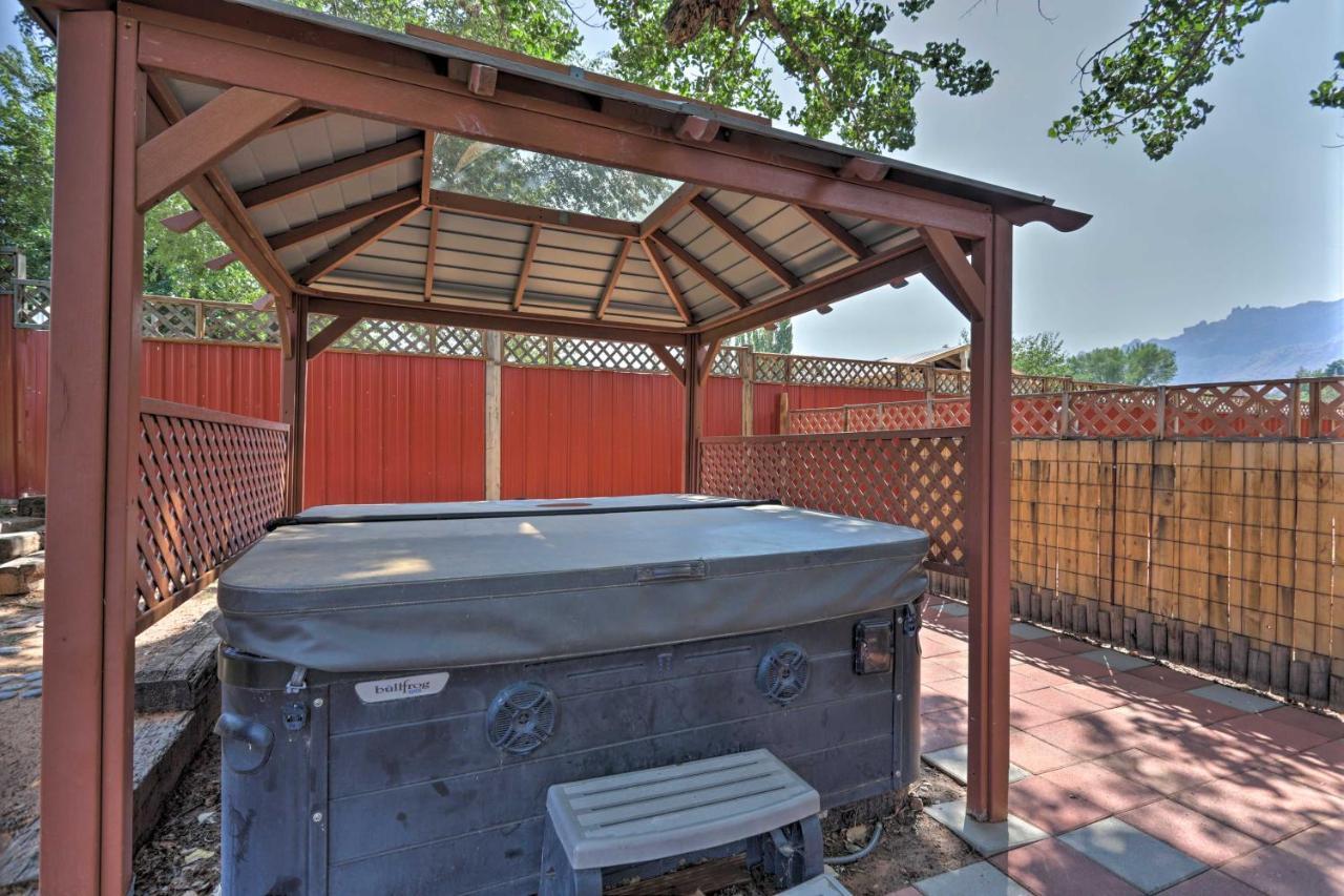 Rustic Retreat Moab Townhome With Grill And Fire Pit Εξωτερικό φωτογραφία