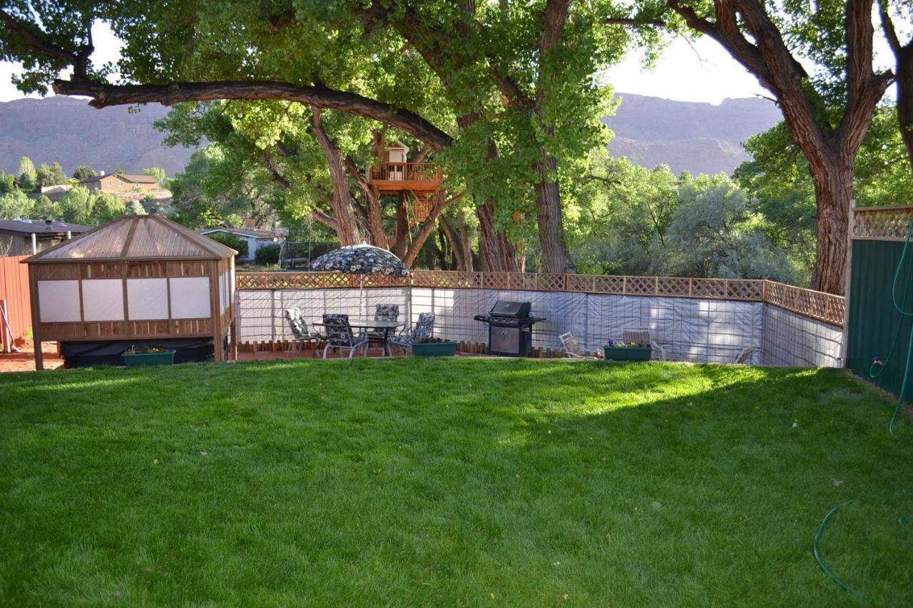 Rustic Retreat Moab Townhome With Grill And Fire Pit Εξωτερικό φωτογραφία